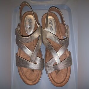 Eurosoft Gold sandals